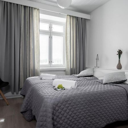 Ik Hotel & Camping Keuruu Szoba fotó
