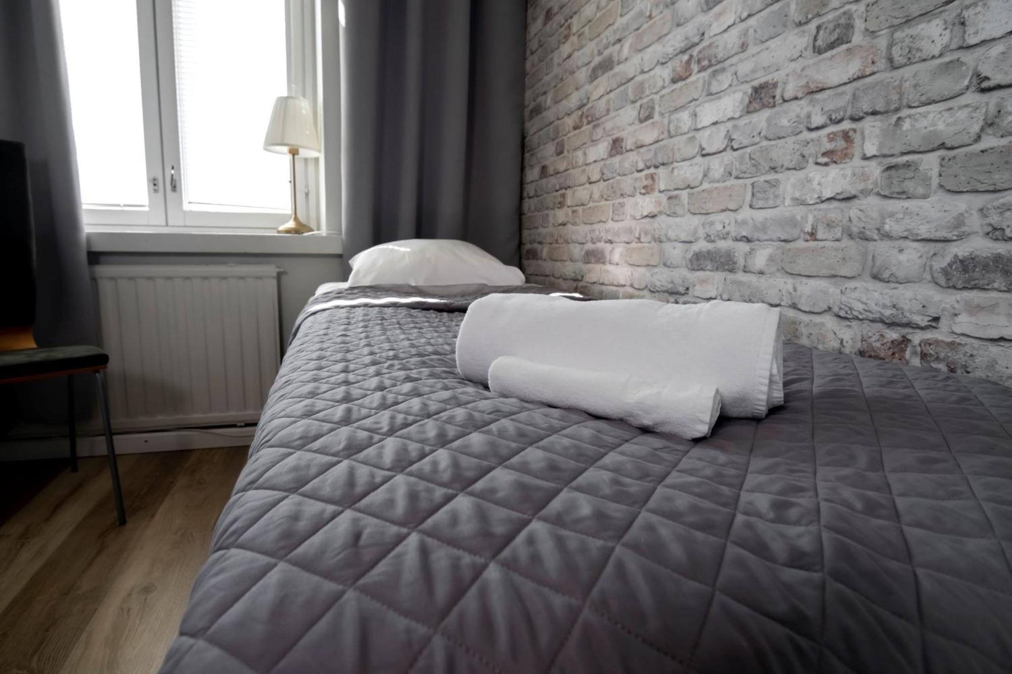 Ik Hotel & Camping Keuruu Szoba fotó