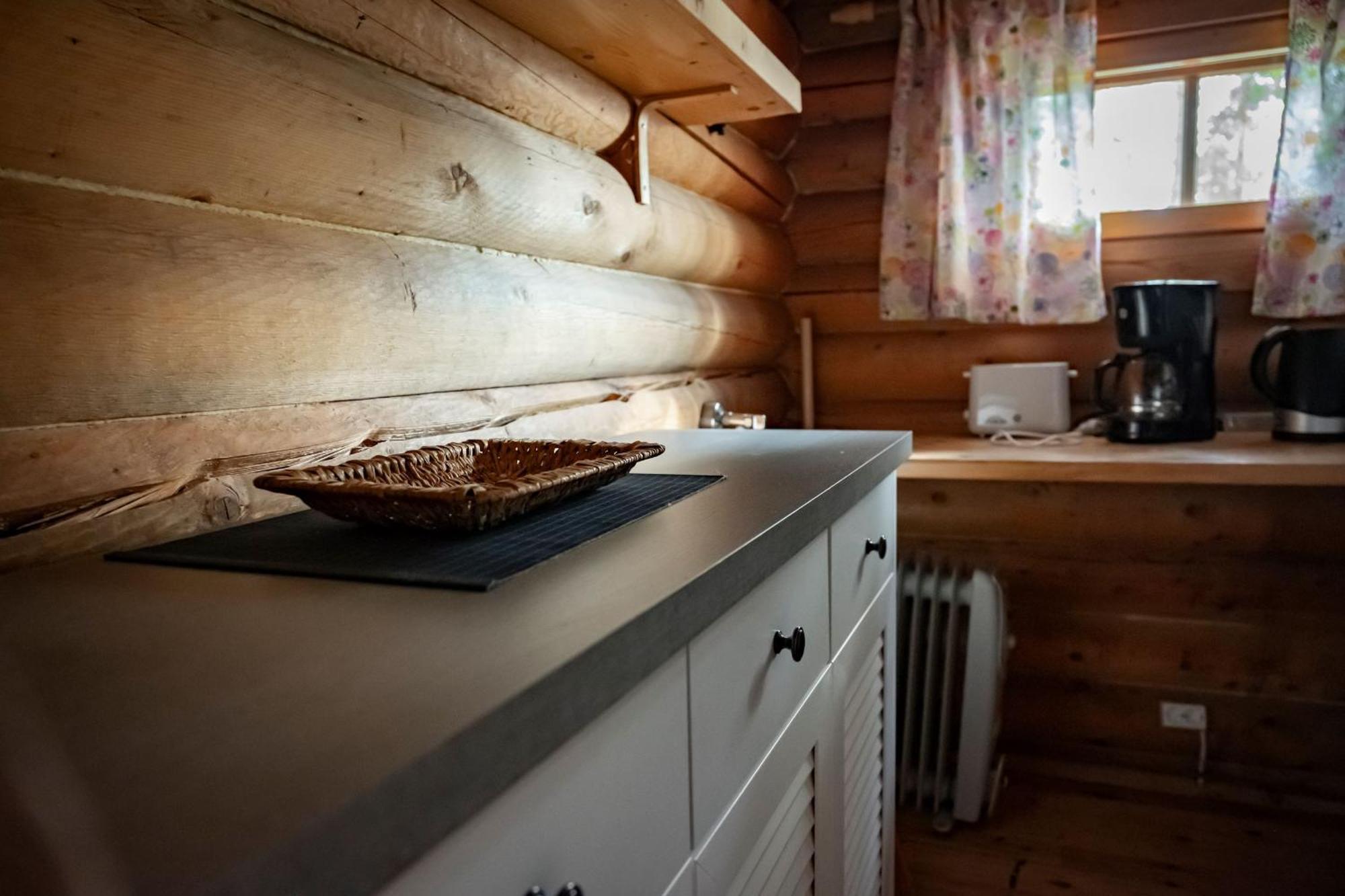 Ik Hotel & Camping Keuruu Szoba fotó