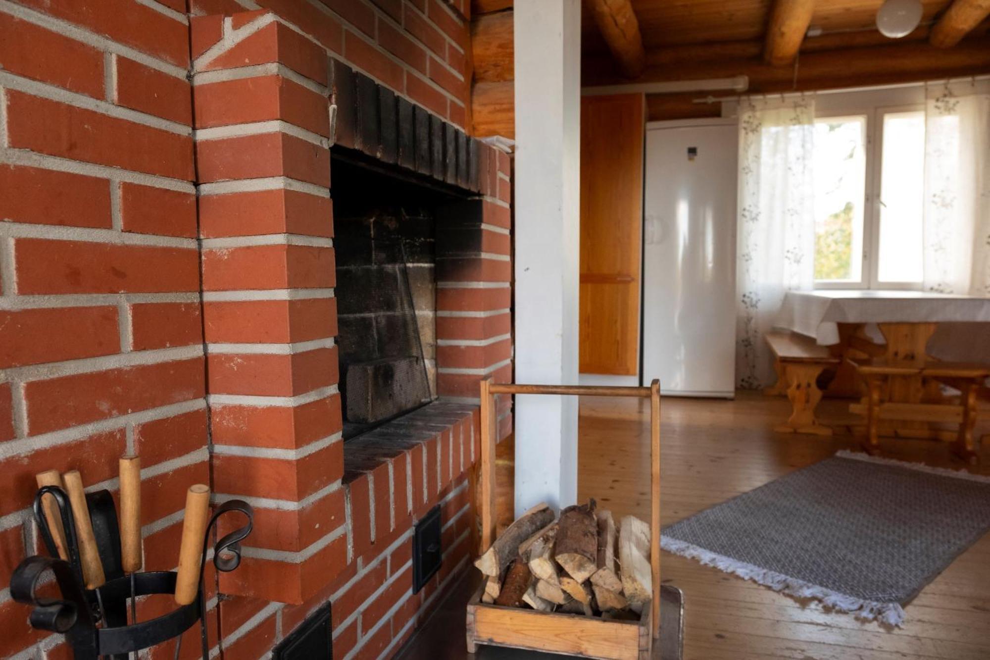 Ik Hotel & Camping Keuruu Szoba fotó